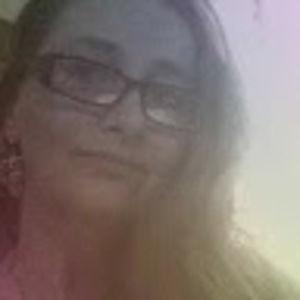 Meet your Posher, Kendra